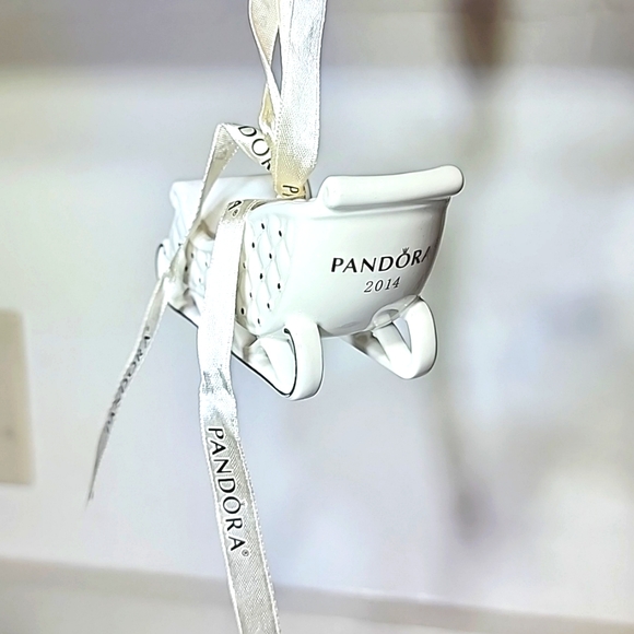 2014 Pandora Sleigh - Picture 3 of 6